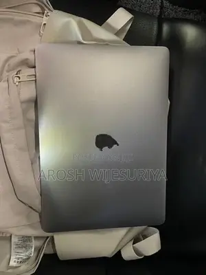 MacBook 17 pro