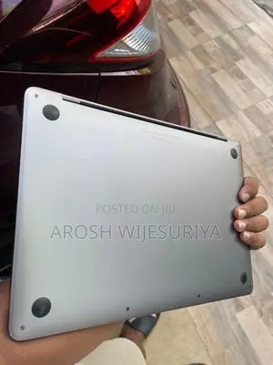 MacBook 17 pro