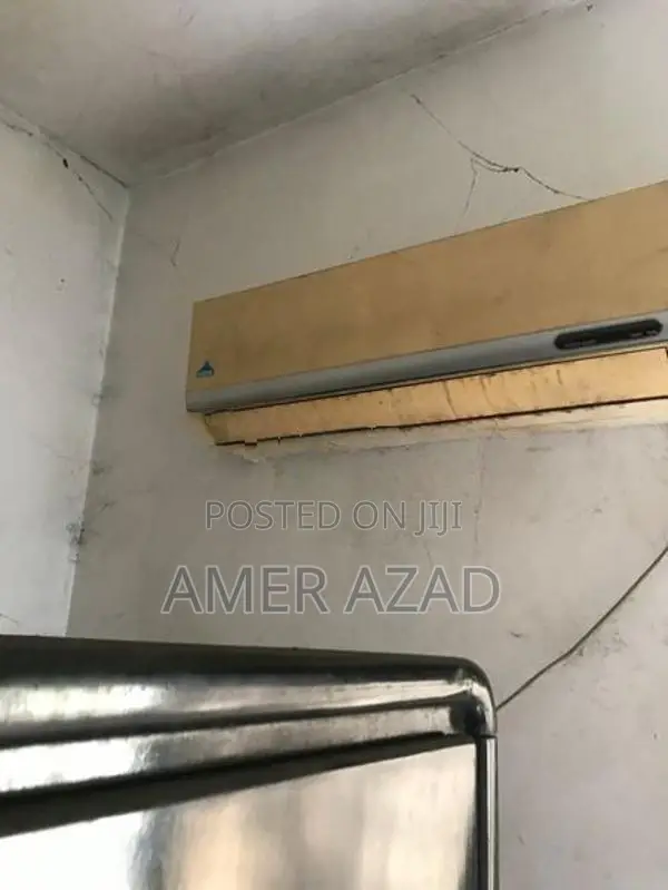 Midea 12000 BTU Split AC