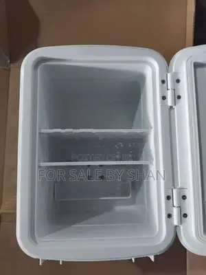 Cosmetic Cooler