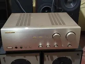 Marantz PM68 Stereo Amplifier