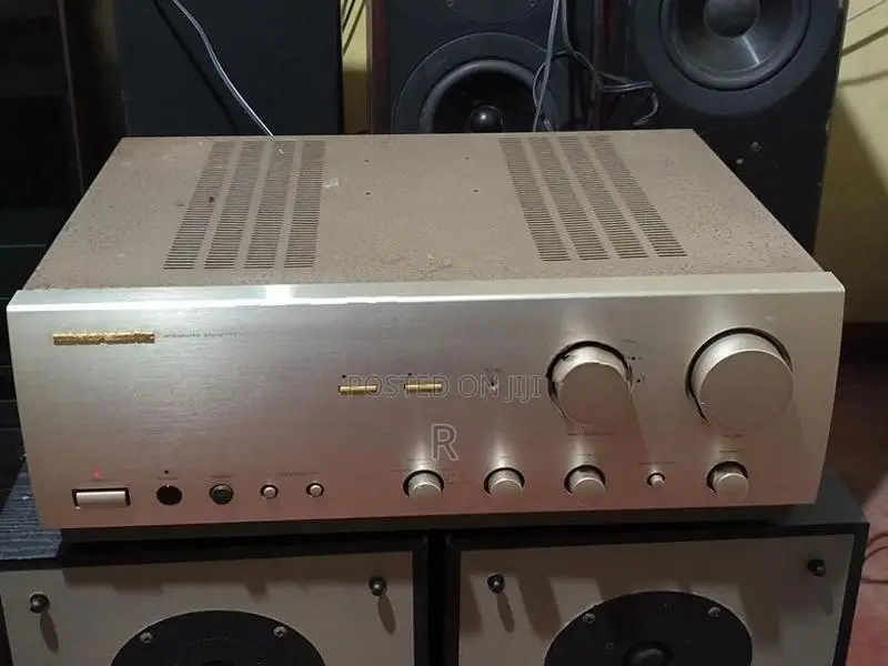 Marantz PM68 Stereo Amplifier