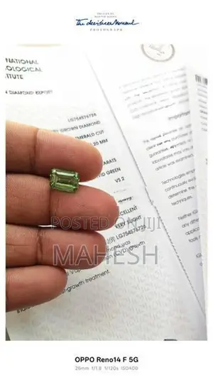 Vivid Green LG Diamond Emerald cut 4.03ct