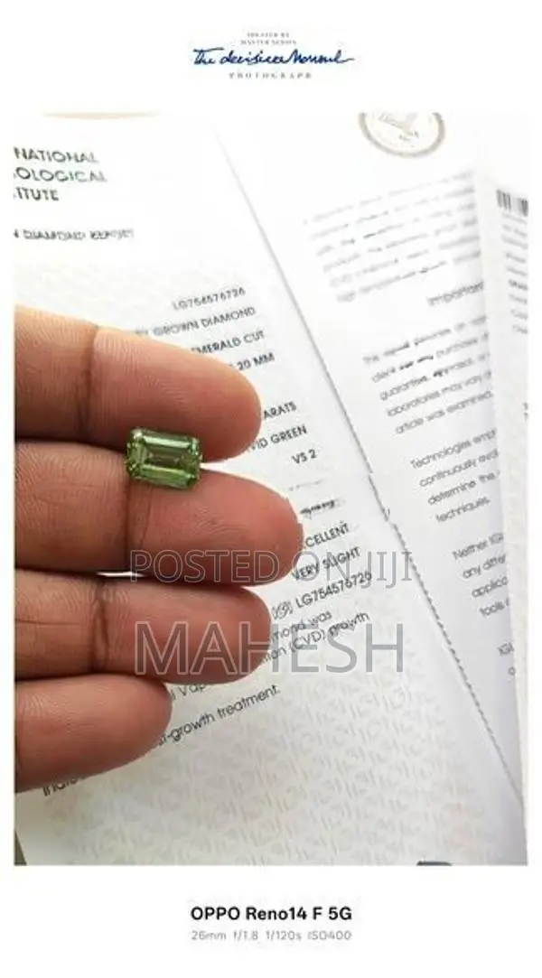 Vivid Green LG Diamond Emerald cut 4.03ct