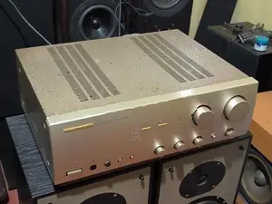 Marantz PM68 Stereo Amplifier