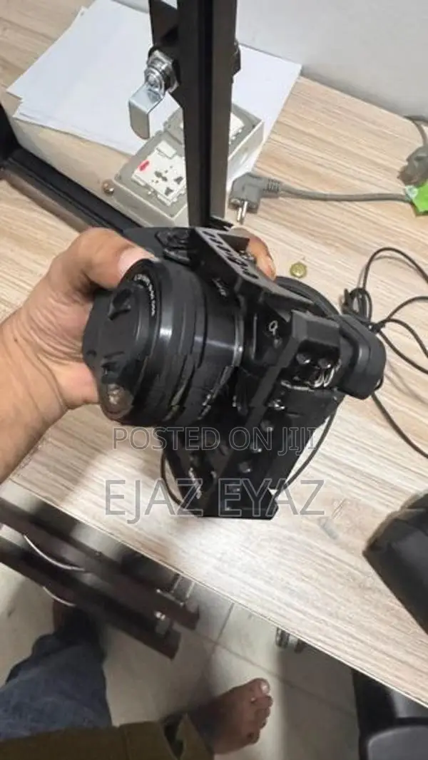 Sony Alpha 6400 With 16-50mm Lens