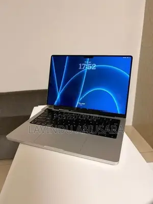 Apple MacBook Pro M3 14” 18GB RAM 512GB SSD