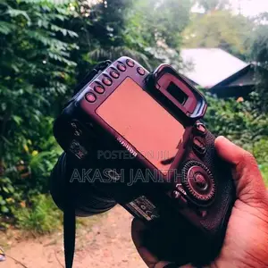 Canon 7D Camera