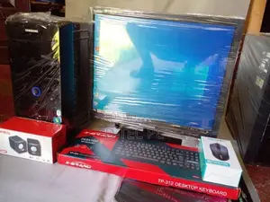 Core i 5 3 rd 3470 3.30 Ghz / 19" LED Screen with Full Set