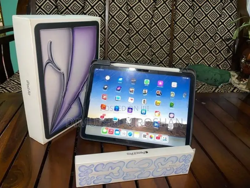 Apple iPad Air M3 11″ 128GB WiFi Full Box