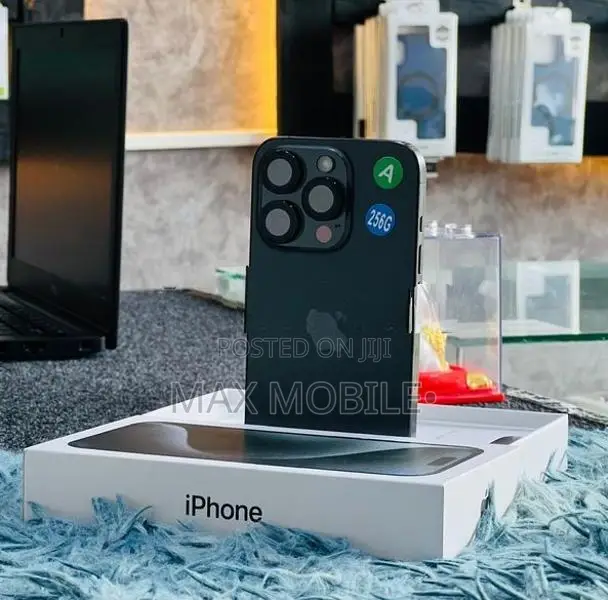 Apple iPhone 15 Pro 256GB (Used)