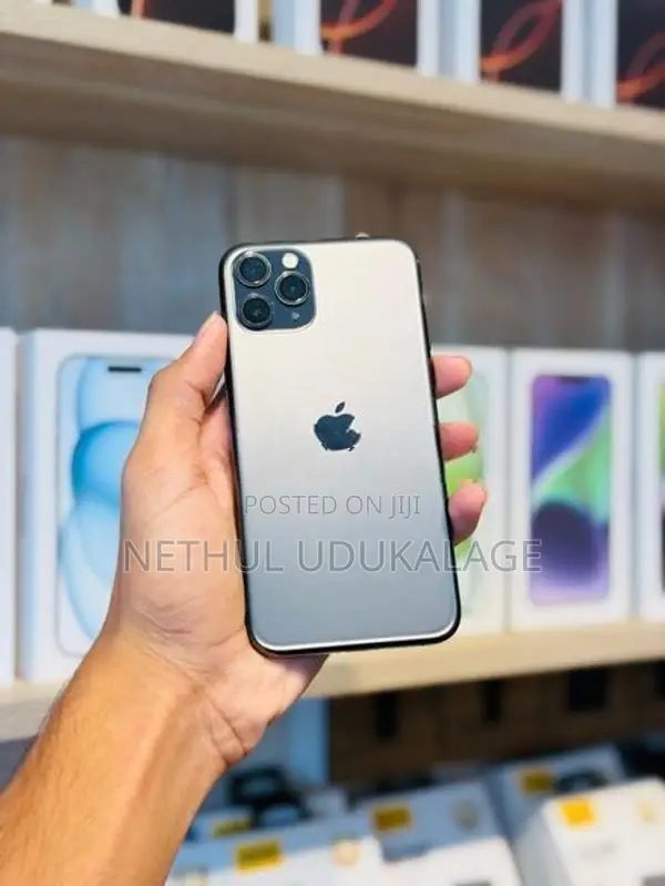 Apple iPhone 11 Pro 256GB (Used)