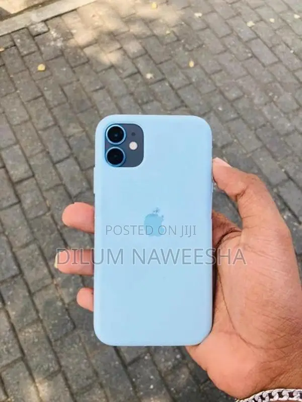 Apple iPhone 11 (Used)