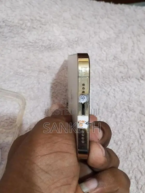 Apple iPhone 12 Pro (Used)
