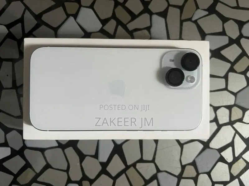 Apple iPhone 15 (Used)