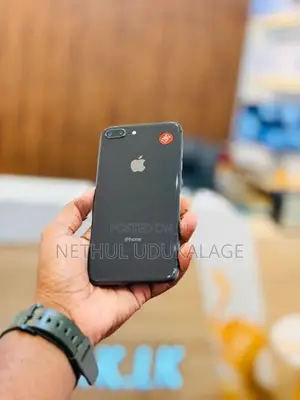 Apple iPhone 8 Plus 128GB (Used)