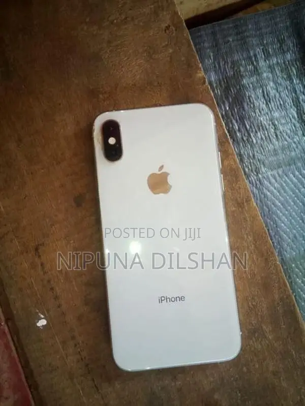 Apple iPhone XS 256GB (Used)