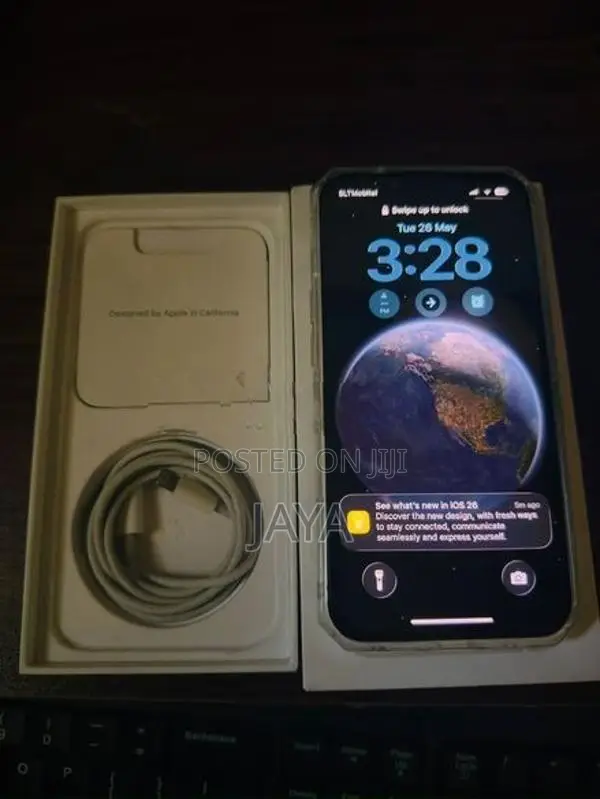 Apple iPhone 13 (Used)