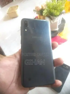 Samsung Galaxy M10 (Used)