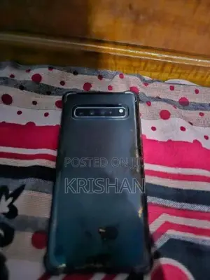 Samsung Galaxy S10 5G (Used)