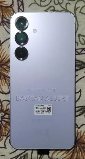 Samsung Galaxy S25 (Used)