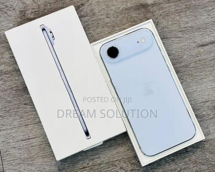 Apple iPhone Air 256GB (Used)