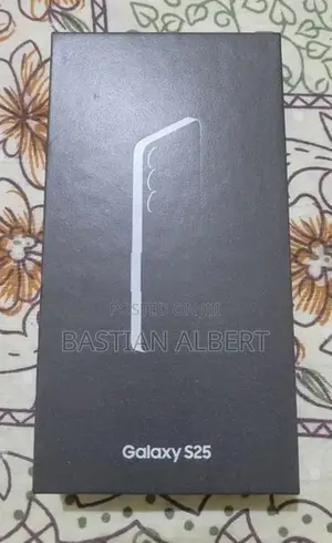 Samsung Galaxy S25 (Used)