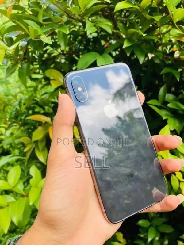 Apple iPhone X 64gb (Used)
