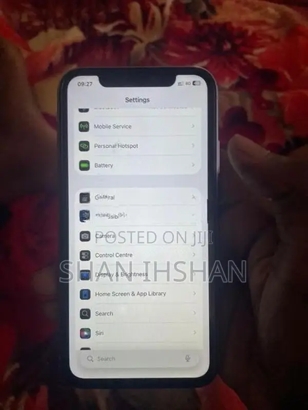 Apple iPhone 11 (Used)