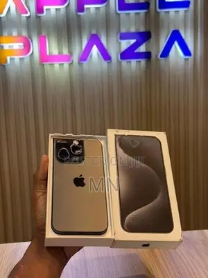 Apple iPhone 15 Pro 256GB Fullset Box (Used)