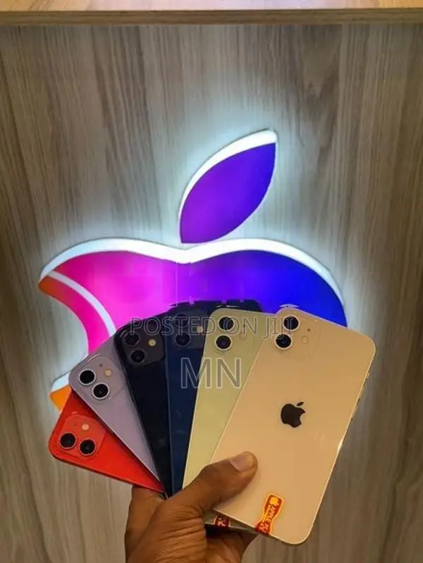 Apple iPhone 12 128GB (Used)
