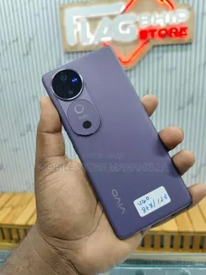 Vivo V40 5G 8+8/128GB (Used)