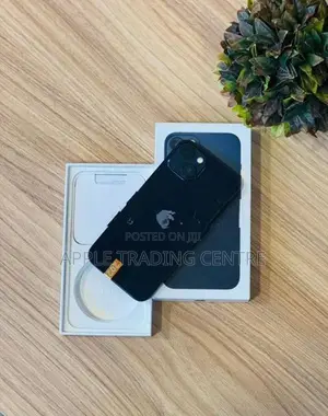 Apple iPhone 13 128GB (Used)