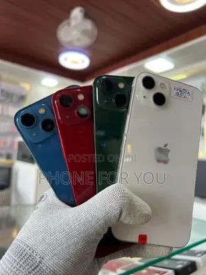 Apple iPhone 13 (Used)