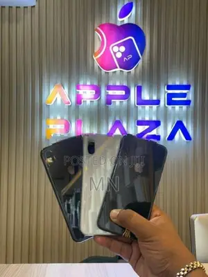 Apple iPhone XS 256GB (Used)