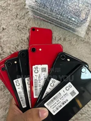 Apple iPhone SE 2 (Used)