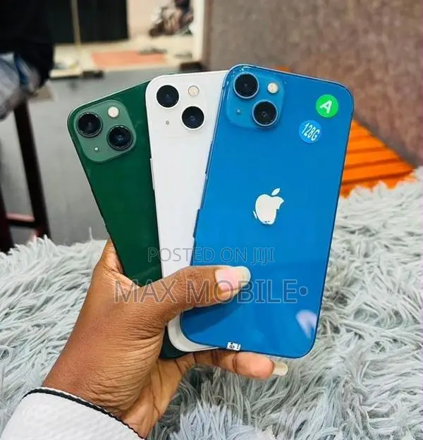 Apple iPhone 13 128GB (Used)