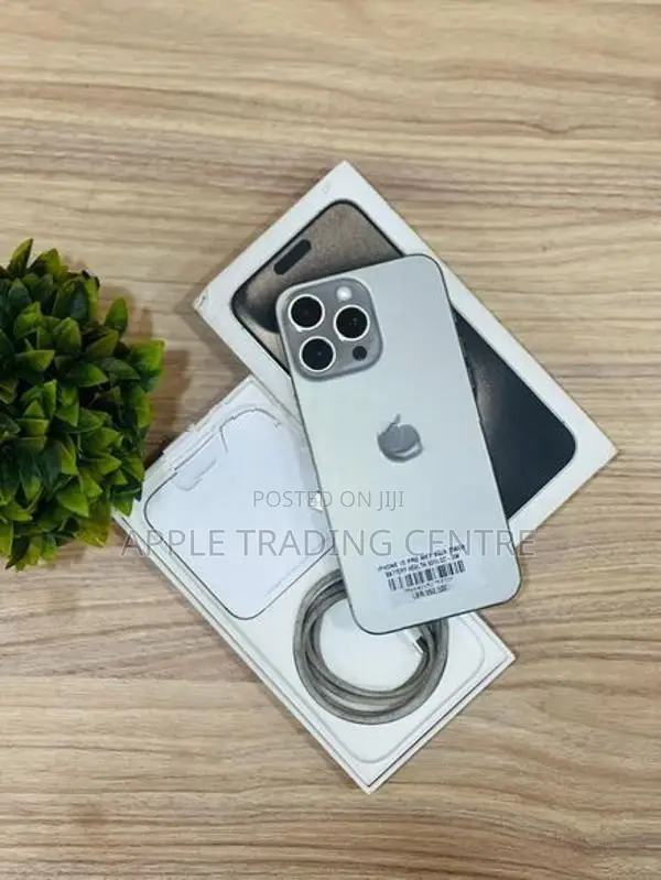 Apple iPhone 15 Pro Max 256GB (Used)