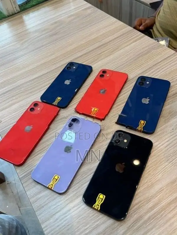 Apple iPhone 12 128GB Fullset Box (Used)