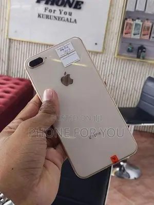 Apple iPhone 8 Plus (Used)