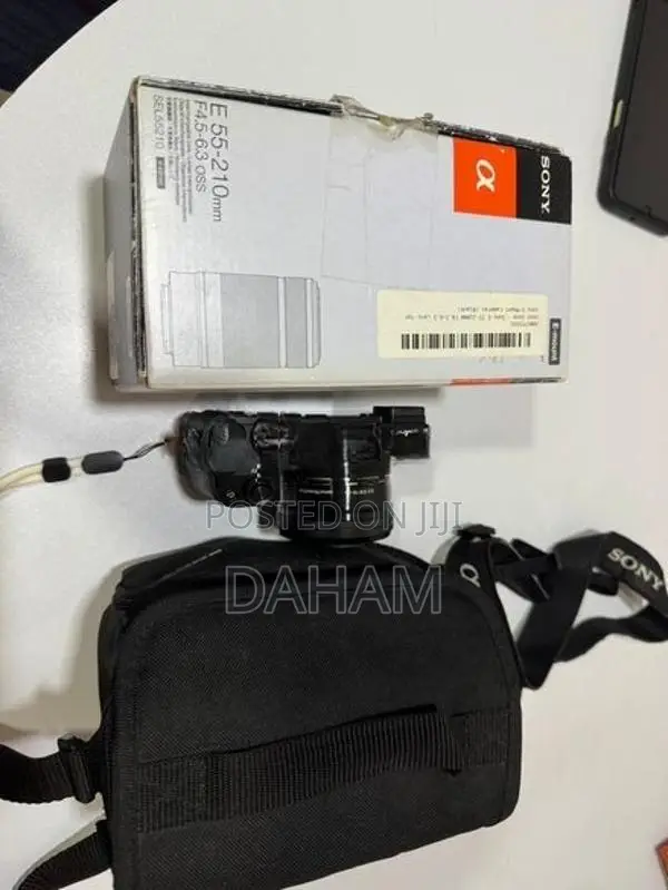 Sony A6000 Mirrorless Camera