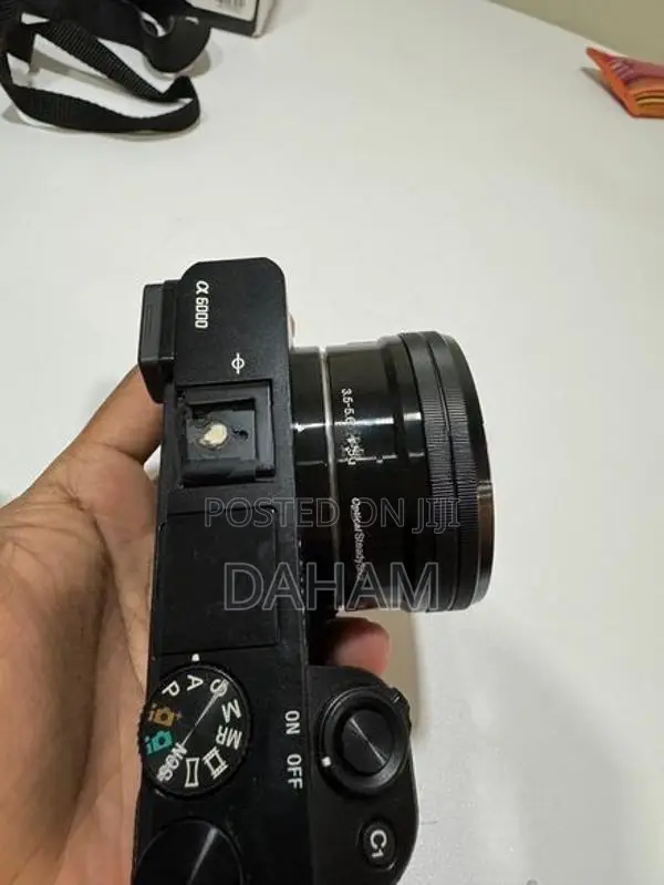 Sony A6000 Mirrorless Camera