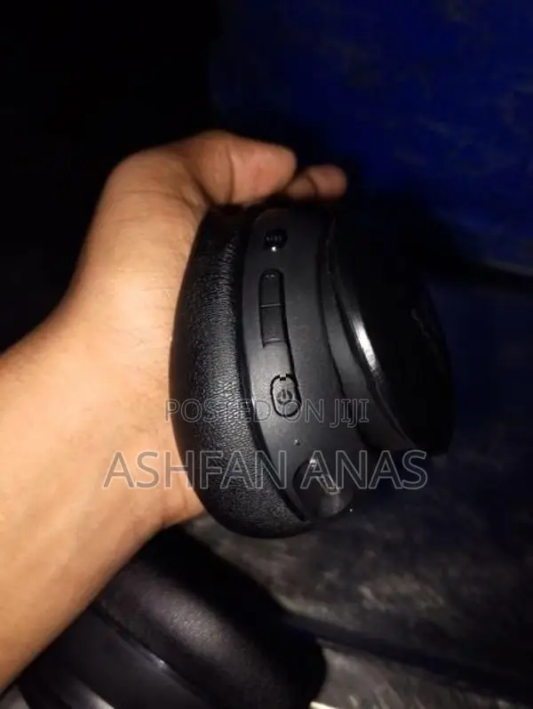 Headphone