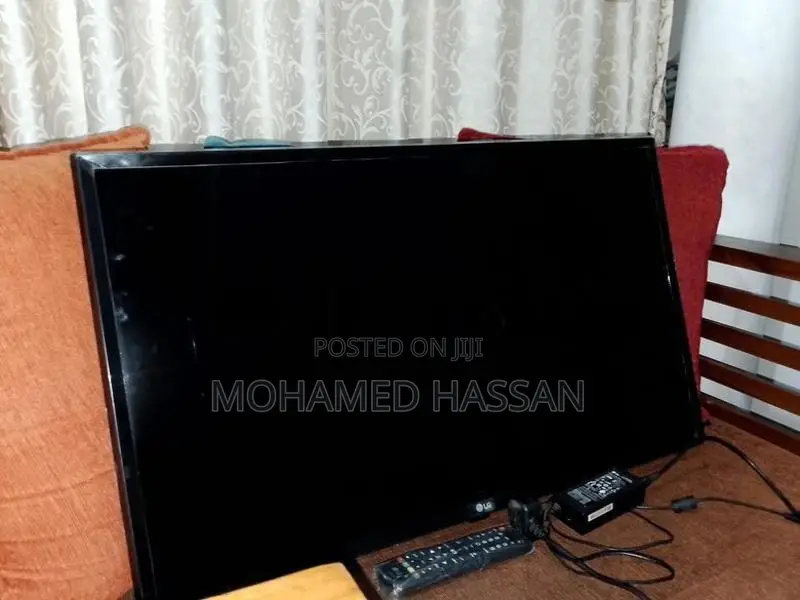 LG 32" LED Smart Tv