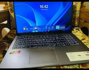 Asus AMD Ryzen 3 Laptop