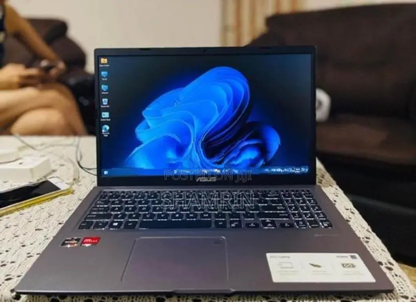 Asus AMD Ryzen 3 Laptop