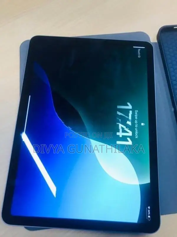 Apple iPad Air M3 Tablet