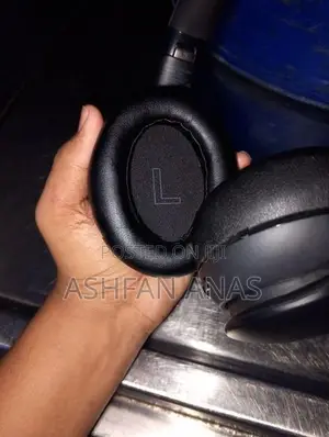 Headphone