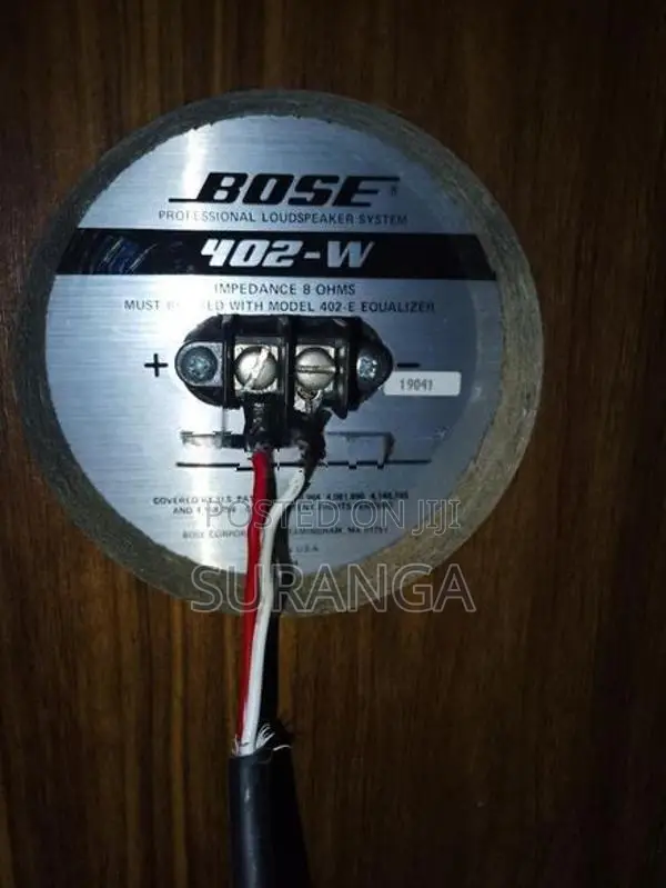 Bose 402-W Speaker
