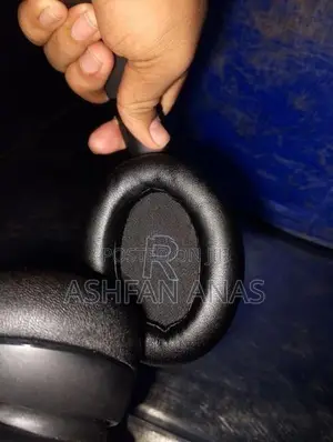Headphone